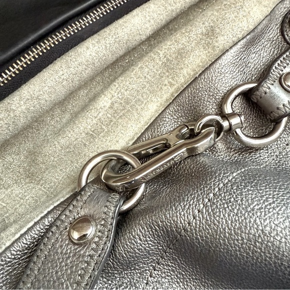 B. Makowsky Tri Color Stylish Genuine Leather Large Bag - Picture 10 of 11